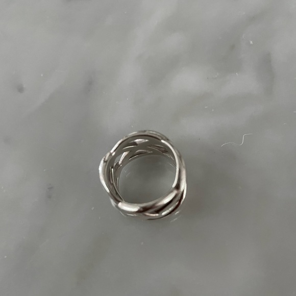 Tiffany & Co. Crossover Ring - Picture 3 of 3